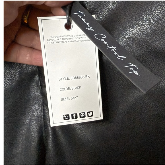 JUDY BLUE Black Vegan Leather Tummy Control Bootcut Pants Size 5/27 - Picture 7 of 8